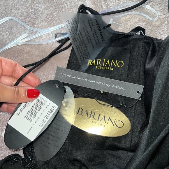 Bariano Faux-Wrap Shirred Evening Dress Gown. Very good/thick quality/fabric. - Picture 5 of 11